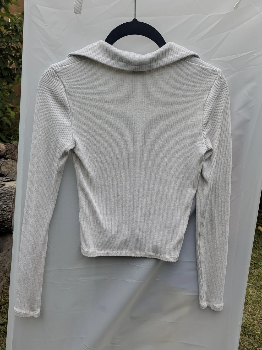 Wilfred Off White Ribbed V-Neck Polo Sweater Top Aritzia Basic Clean City Girl - Picture 14 of 15